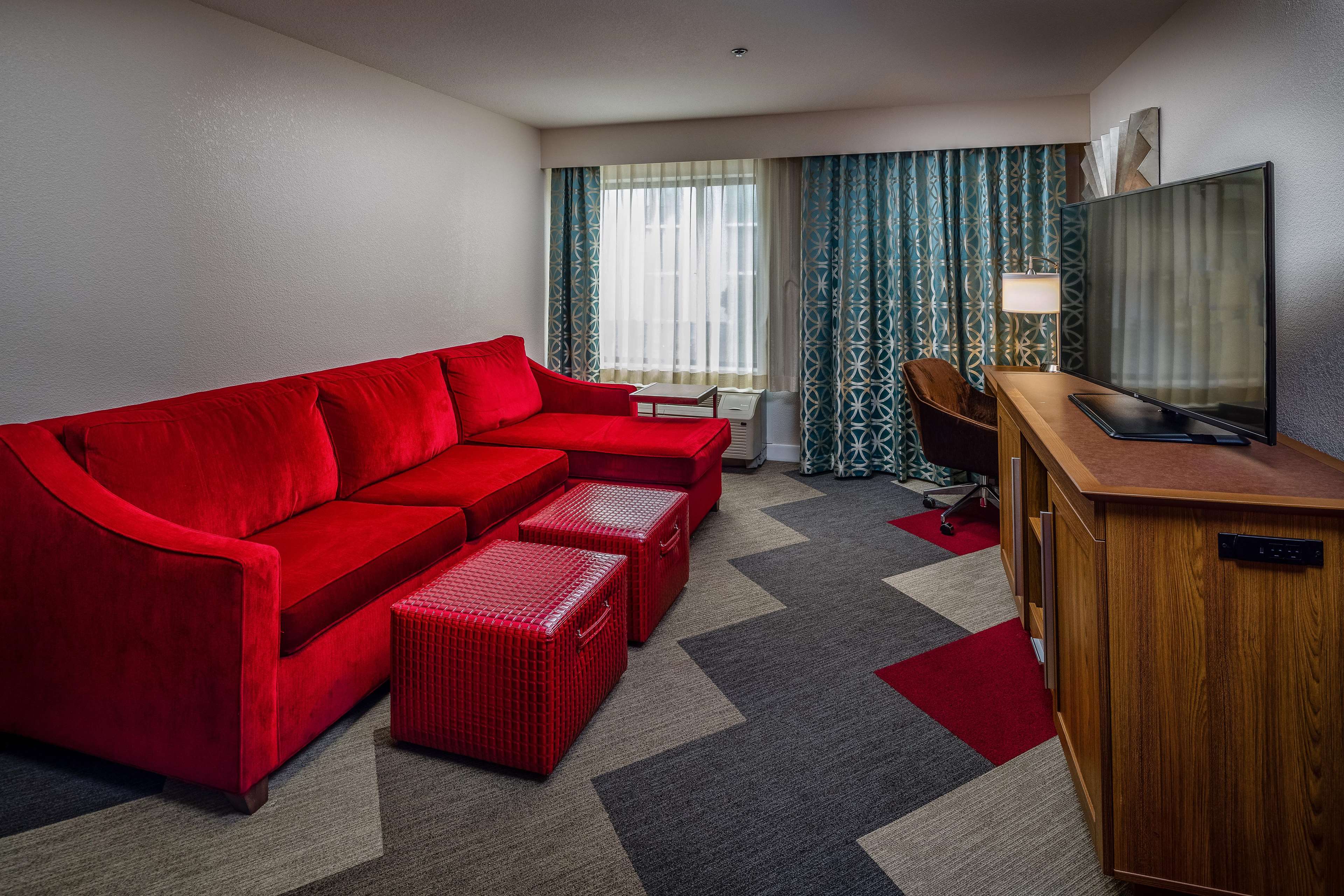 Hampton Inn San Francisco-Airport Photo