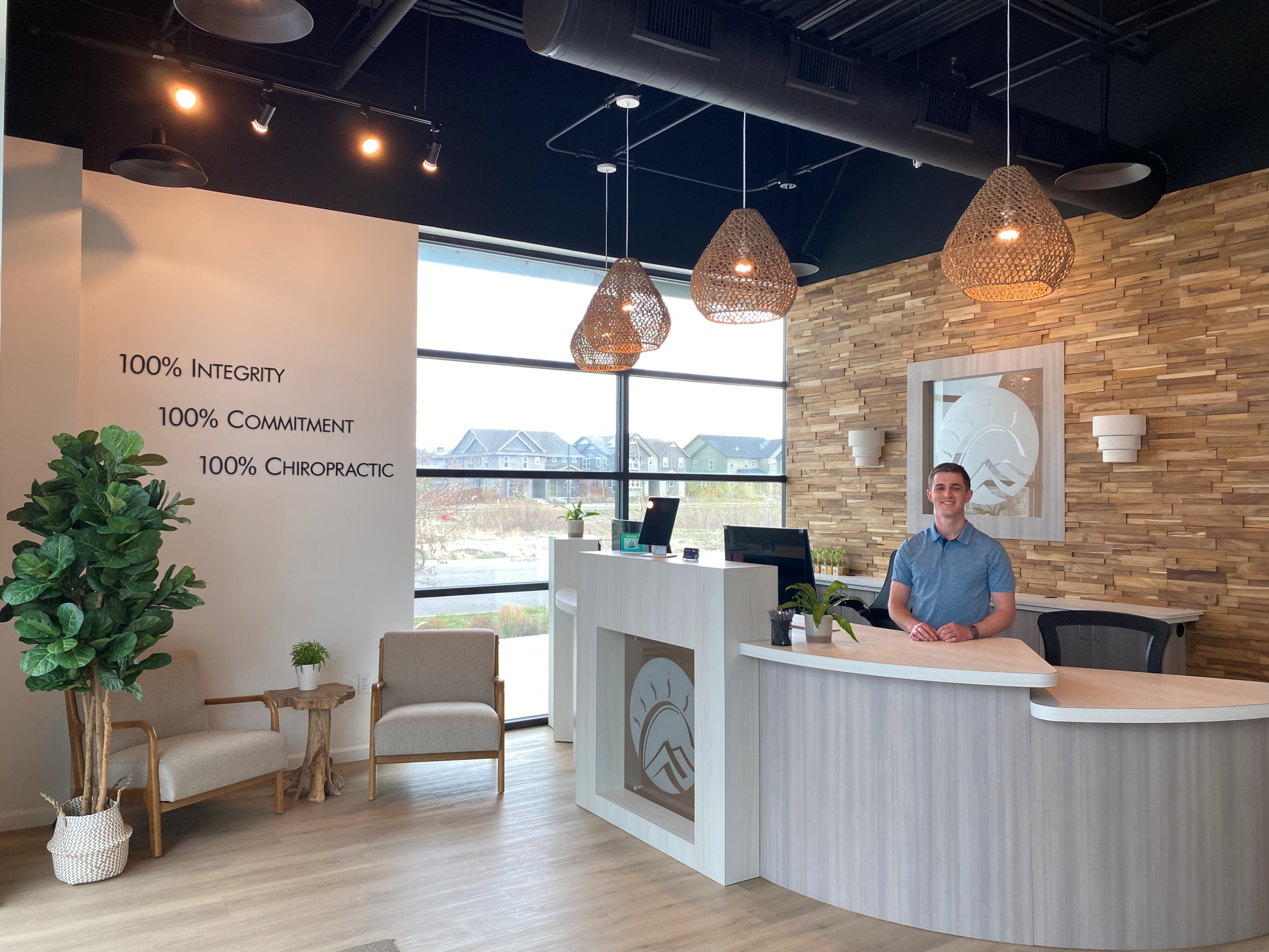 100% Chiropractic - Central Park Image