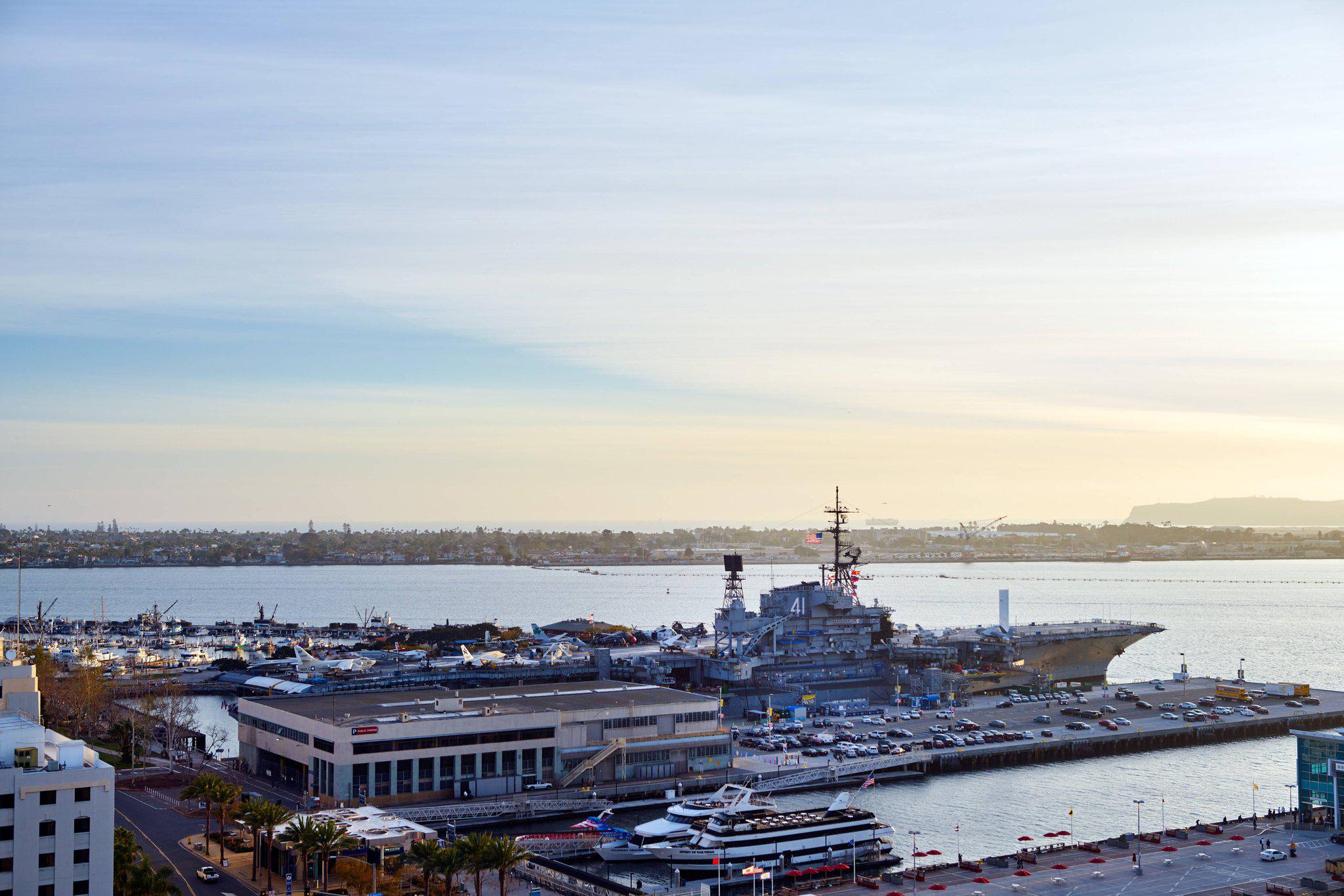 SpringHill Suites by Marriott San Diego Downtown/Bayfront Photo