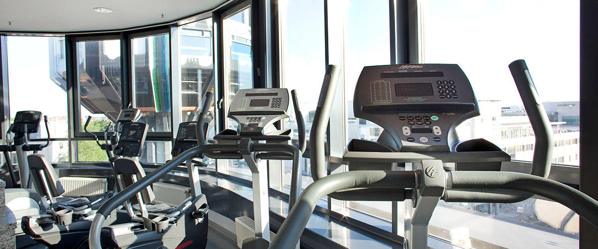 Bilder Fitness First Berlin - Steglitz
