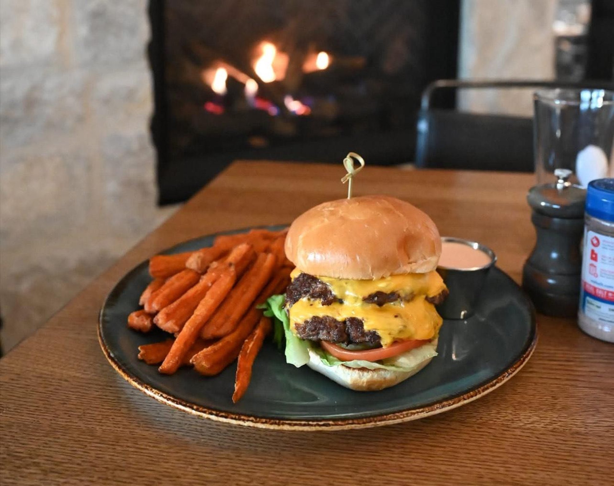 The Hub Burger