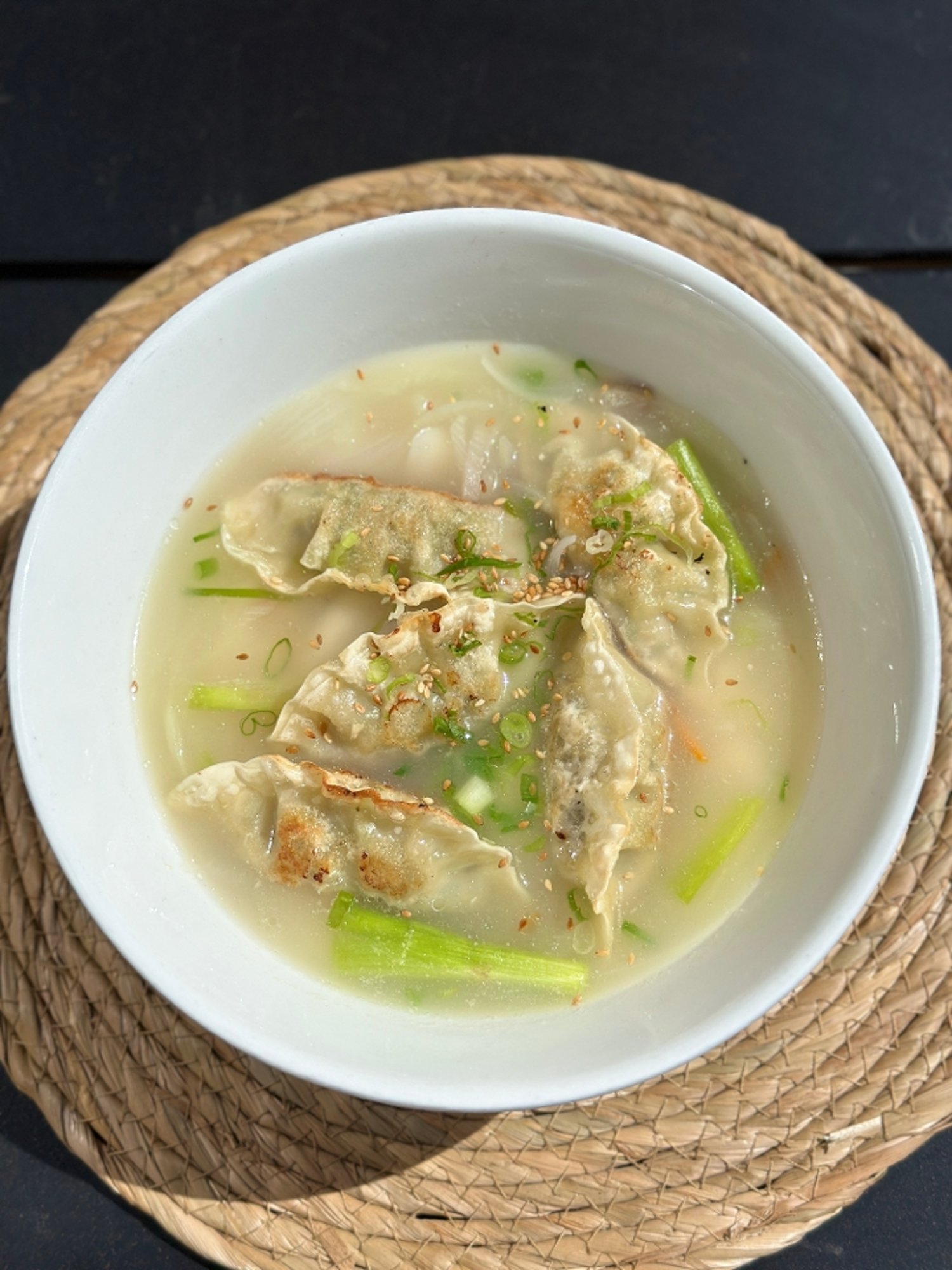 Mandoo Soup