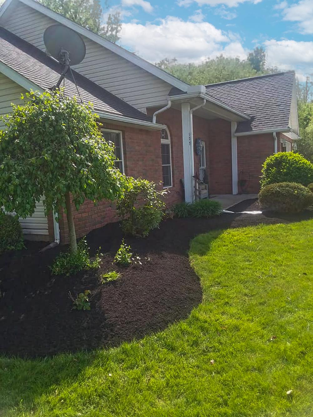 Good View Lawn Care Image