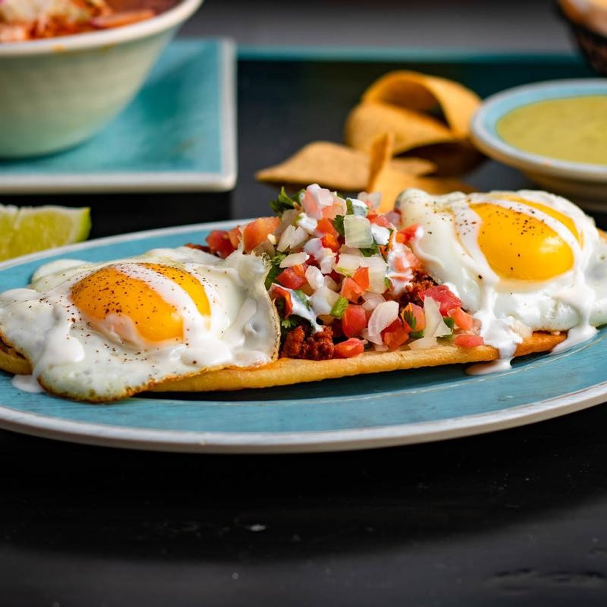 Breakfast Huarache / Huarache de Desayuno
