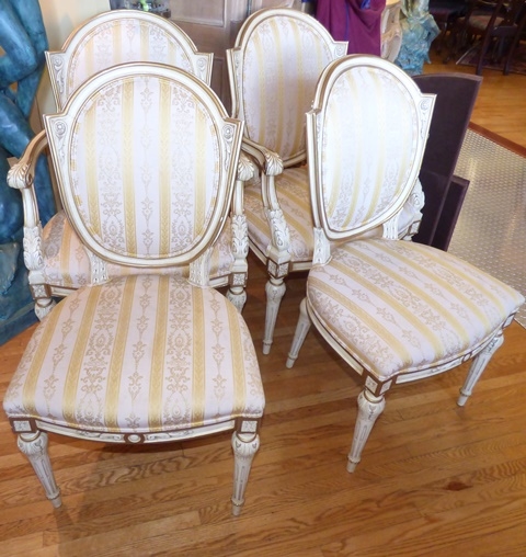 Marva's Place Furniture & Consignment Image