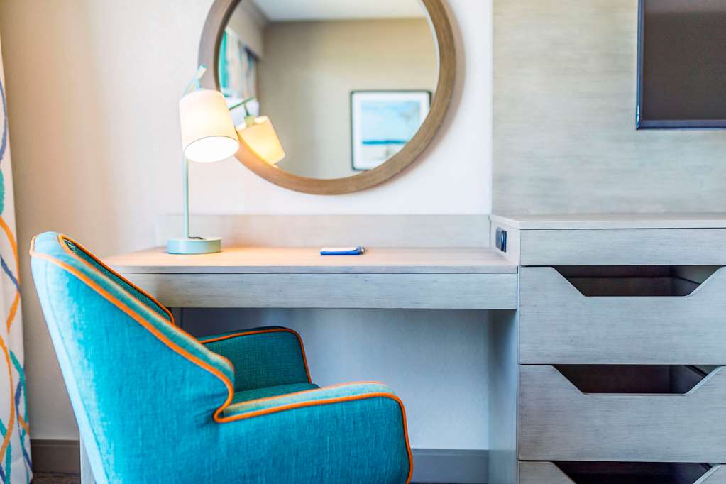 Hampton Inn Virginia Beach-Oceanfront North Image