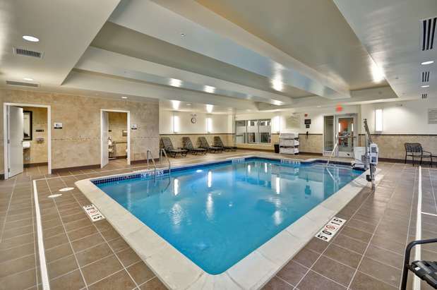 Images Hilton Garden Inn Detroit Troy