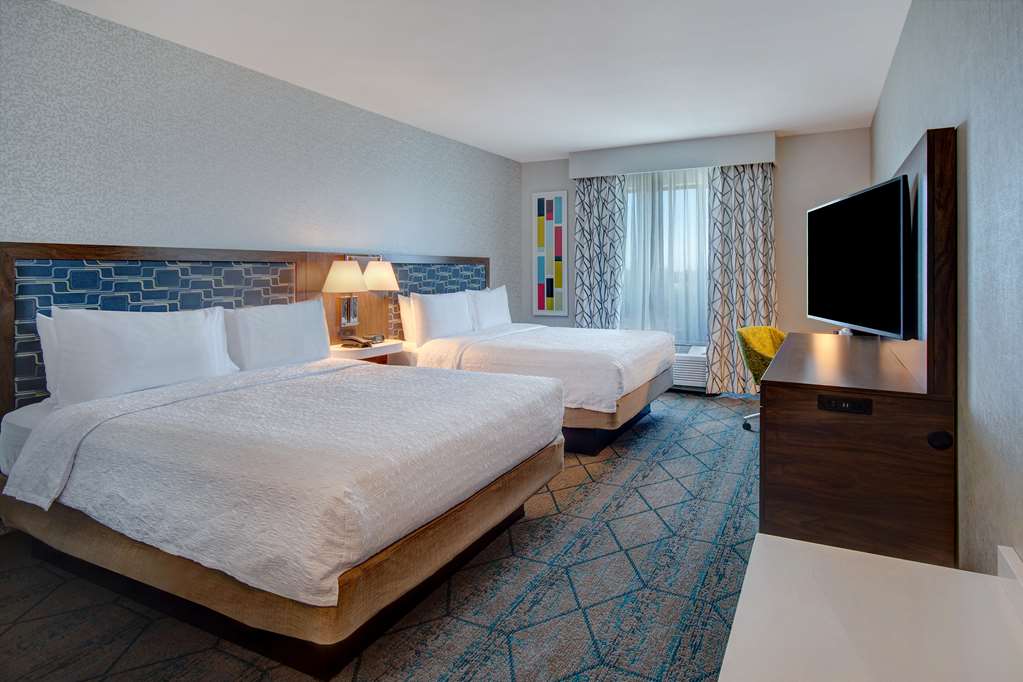 Hampton Inn & Suites Sunnyvale Silicon Valley Image