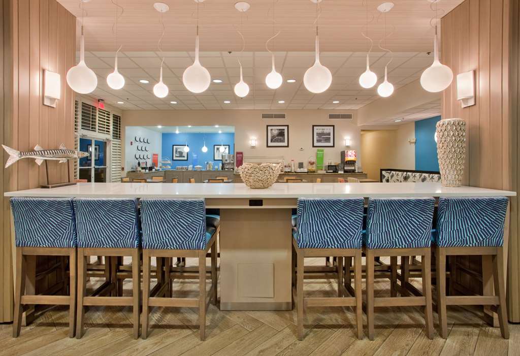 Hampton Inn Pensacola Beach Image