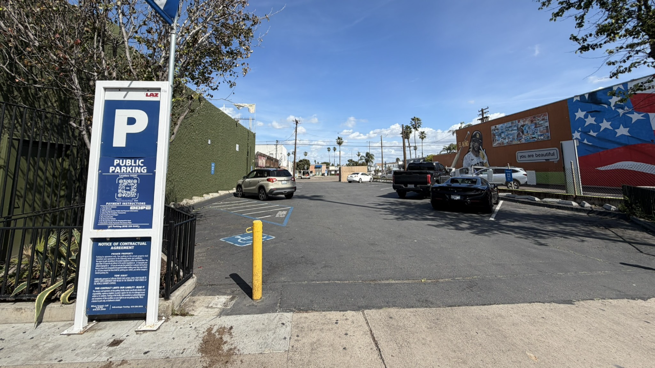 LAZ Parking - 4994 Newport