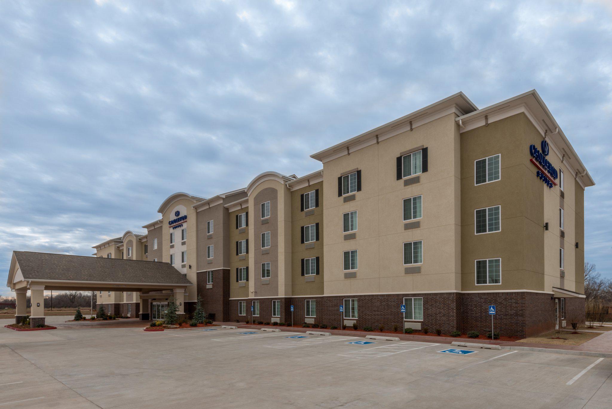 Candlewood Suites Midwest City Photo