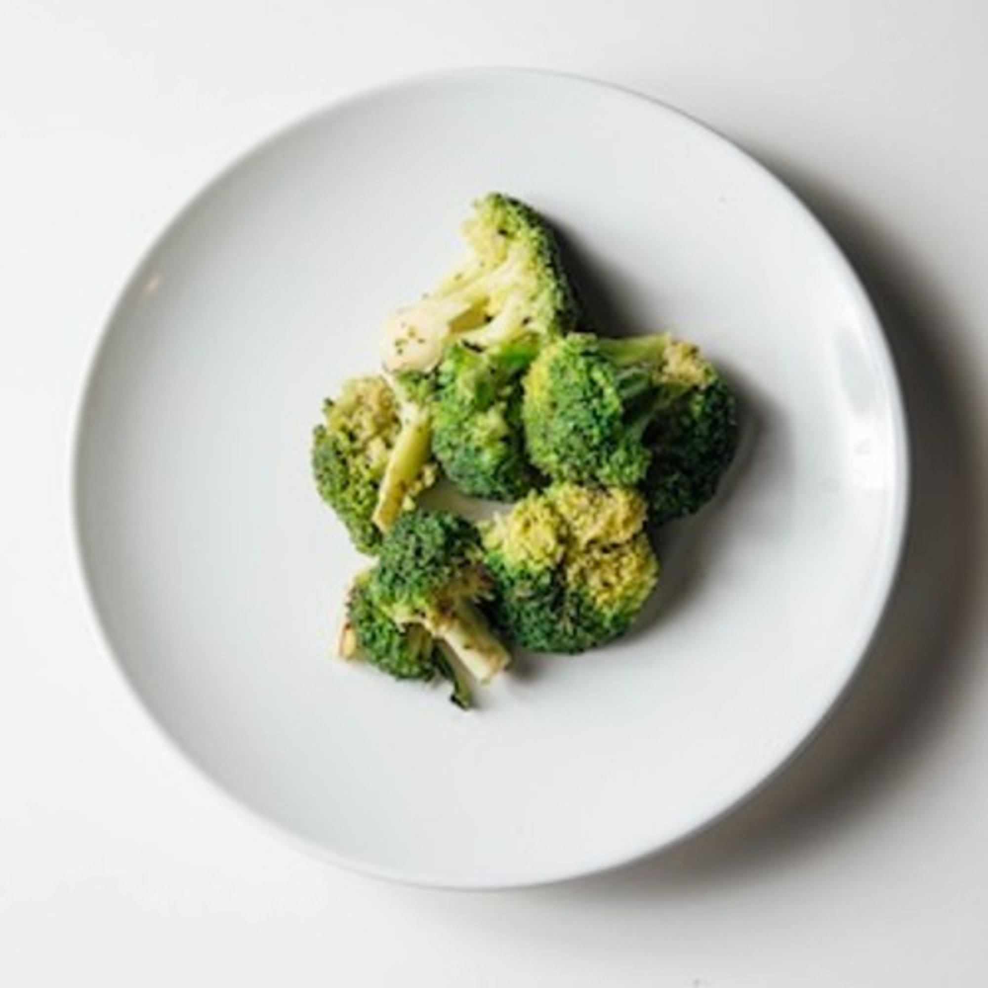 ROASTED BROCCOLI - REG SIDE