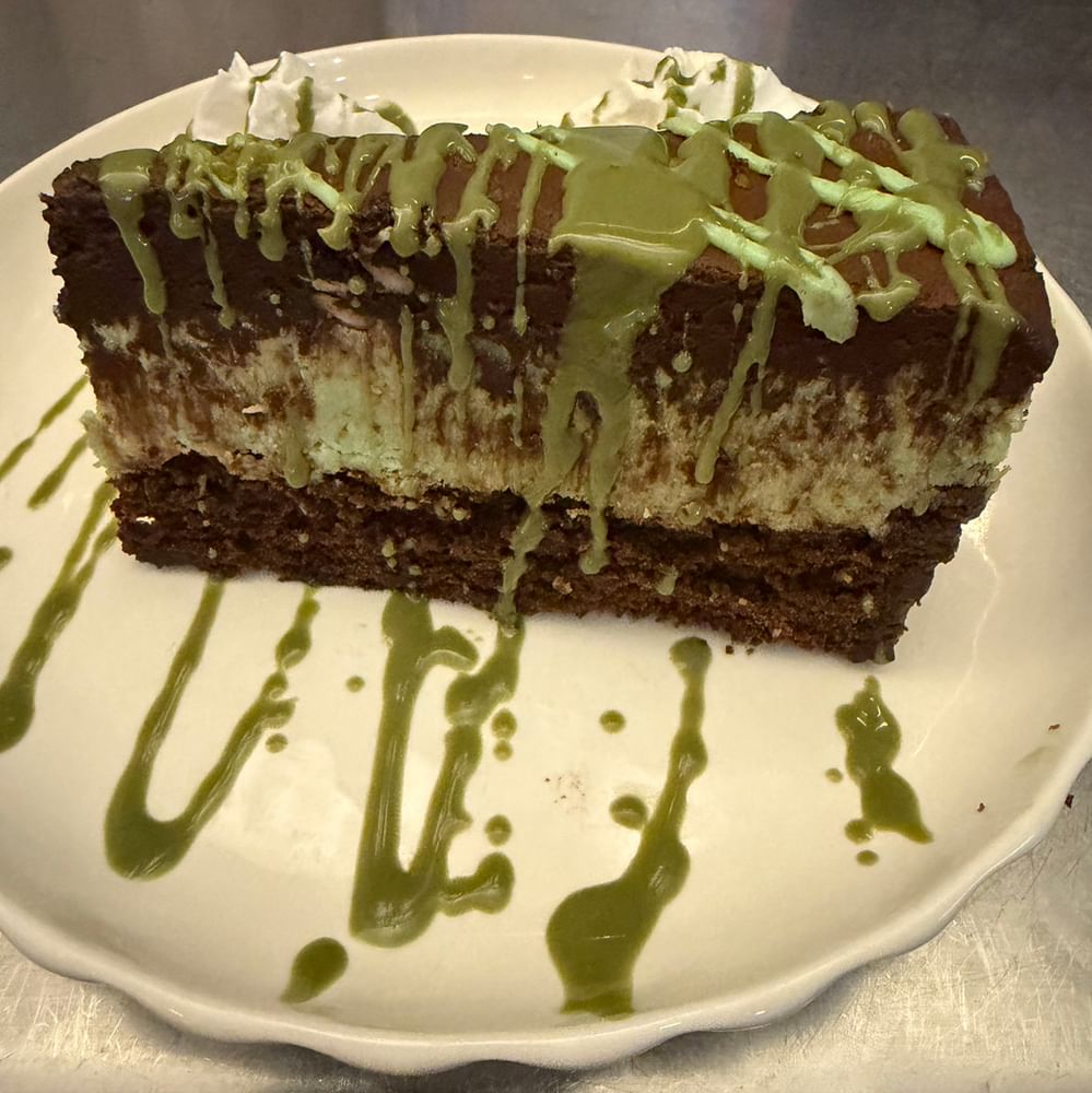 Dubai Chocolate Cake