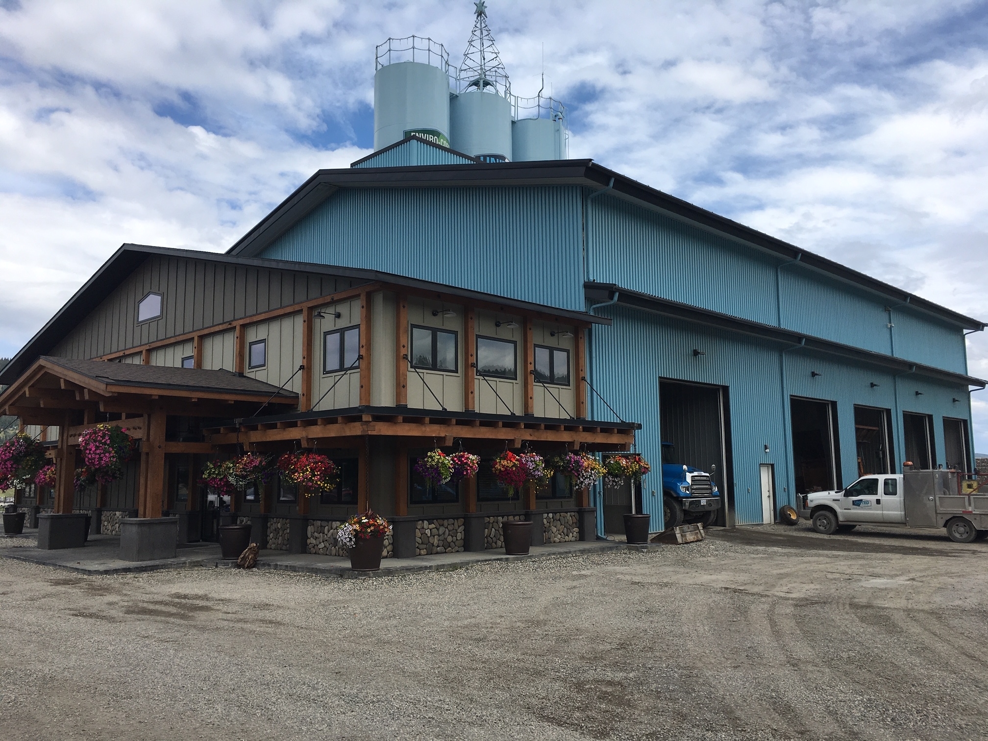 Images United Concrete & Gravel Ltd