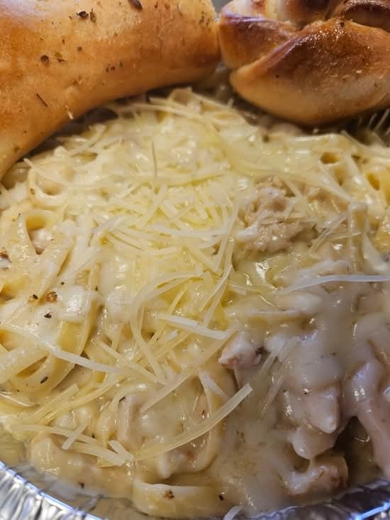 Alfredo Fettuccini with Salad
