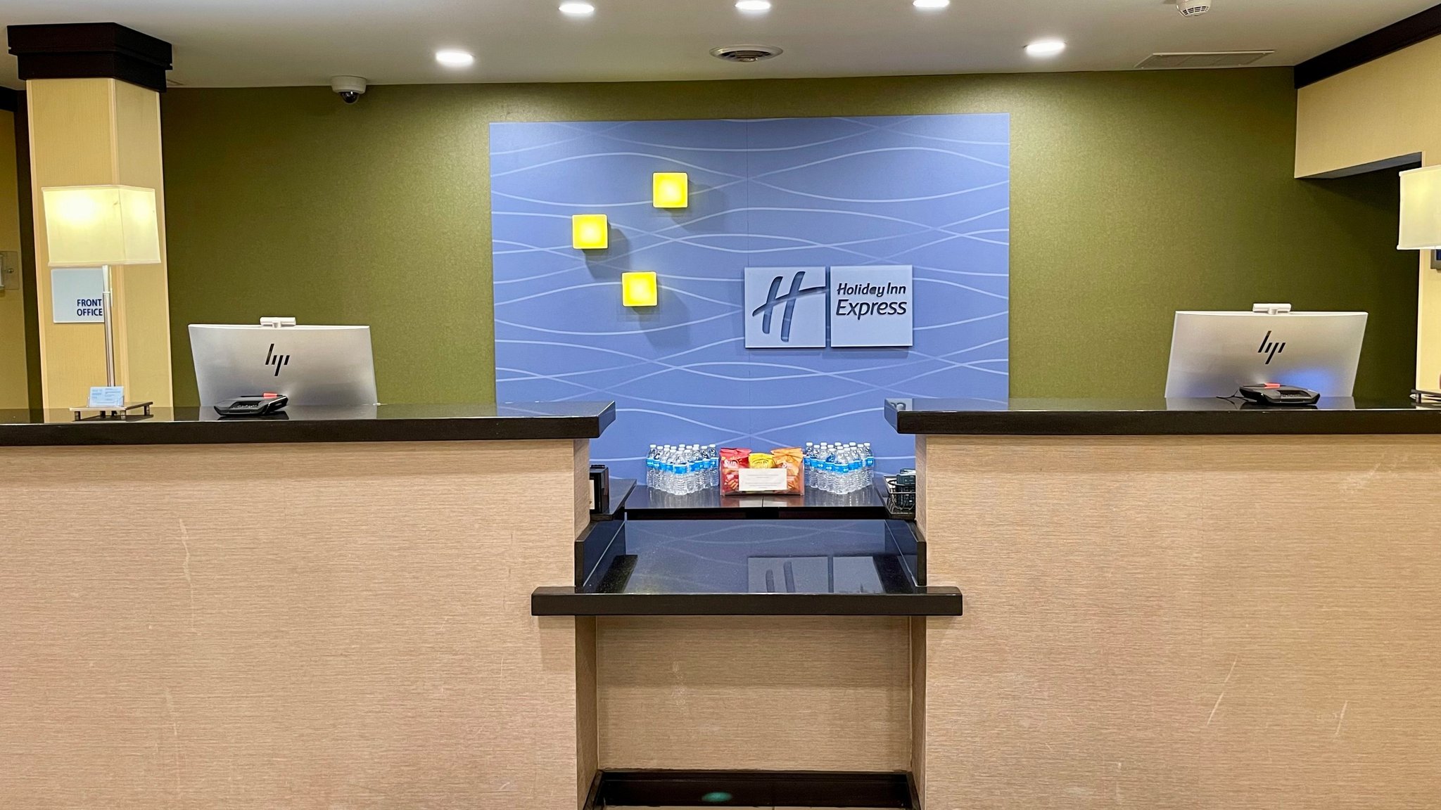 Holiday Inn Express & Suites Detroit North - Troy by IHG Image