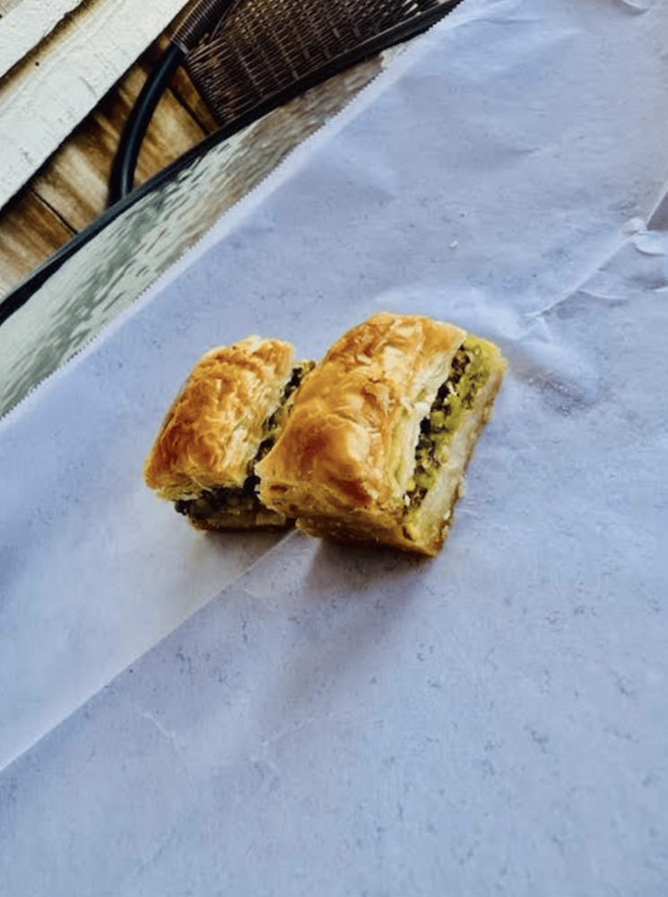 (2 PCS) PISTACIO BAKLAVA IMPORTED FROM TURKEY