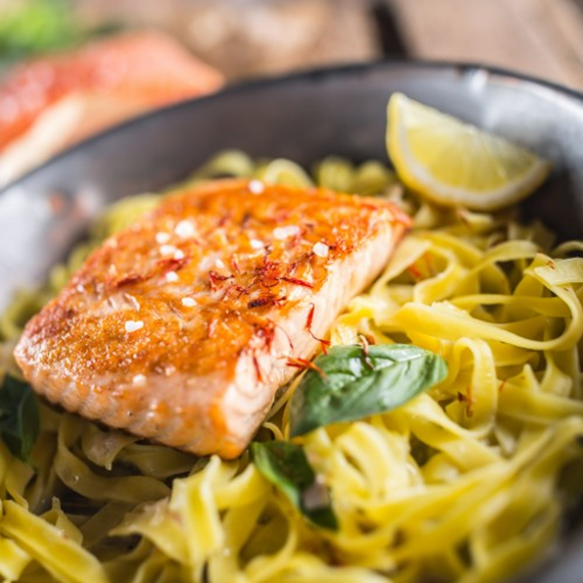 Grilled Salmon Linguine Pasta
