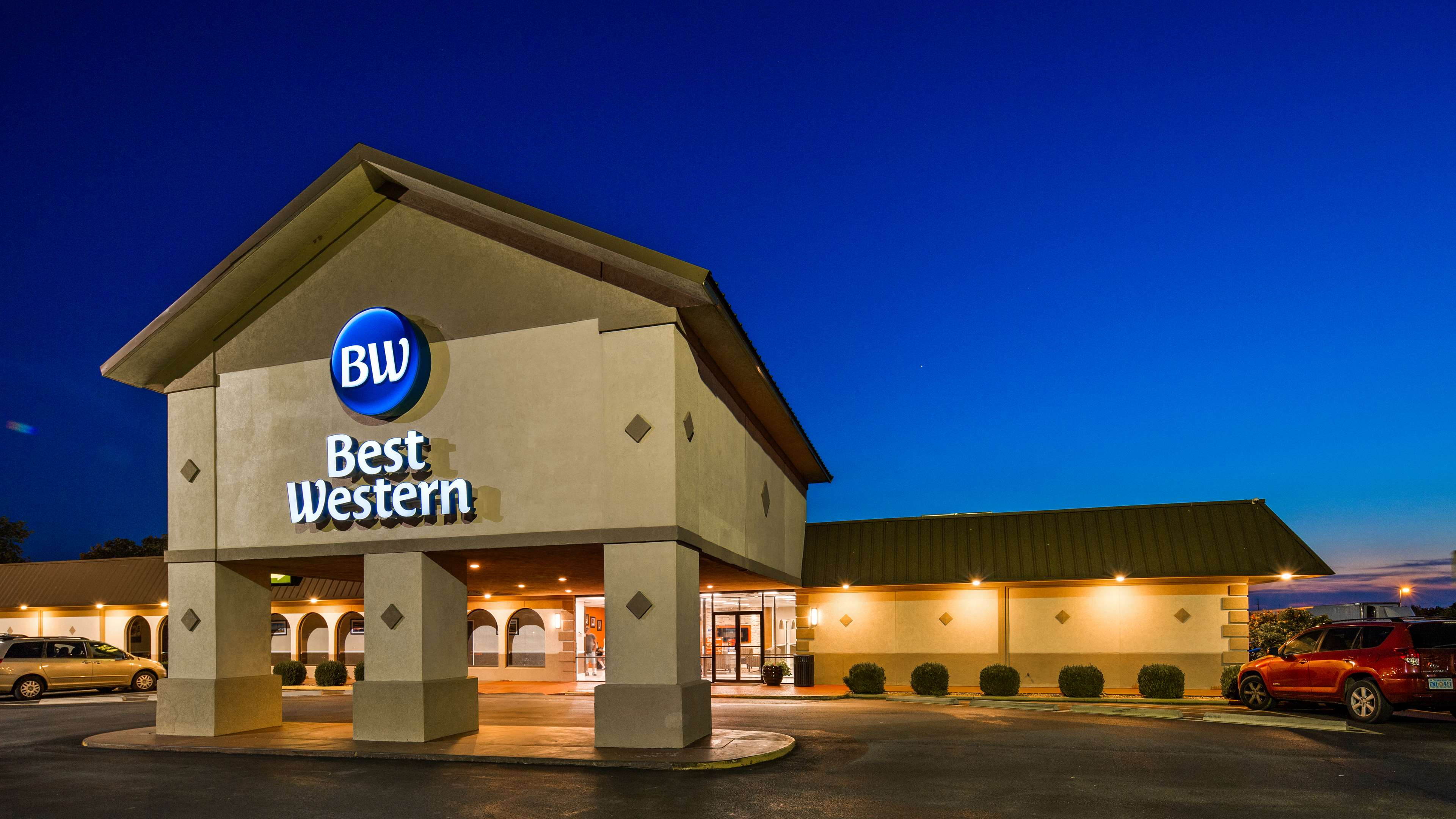 Best Western - Airport Photo