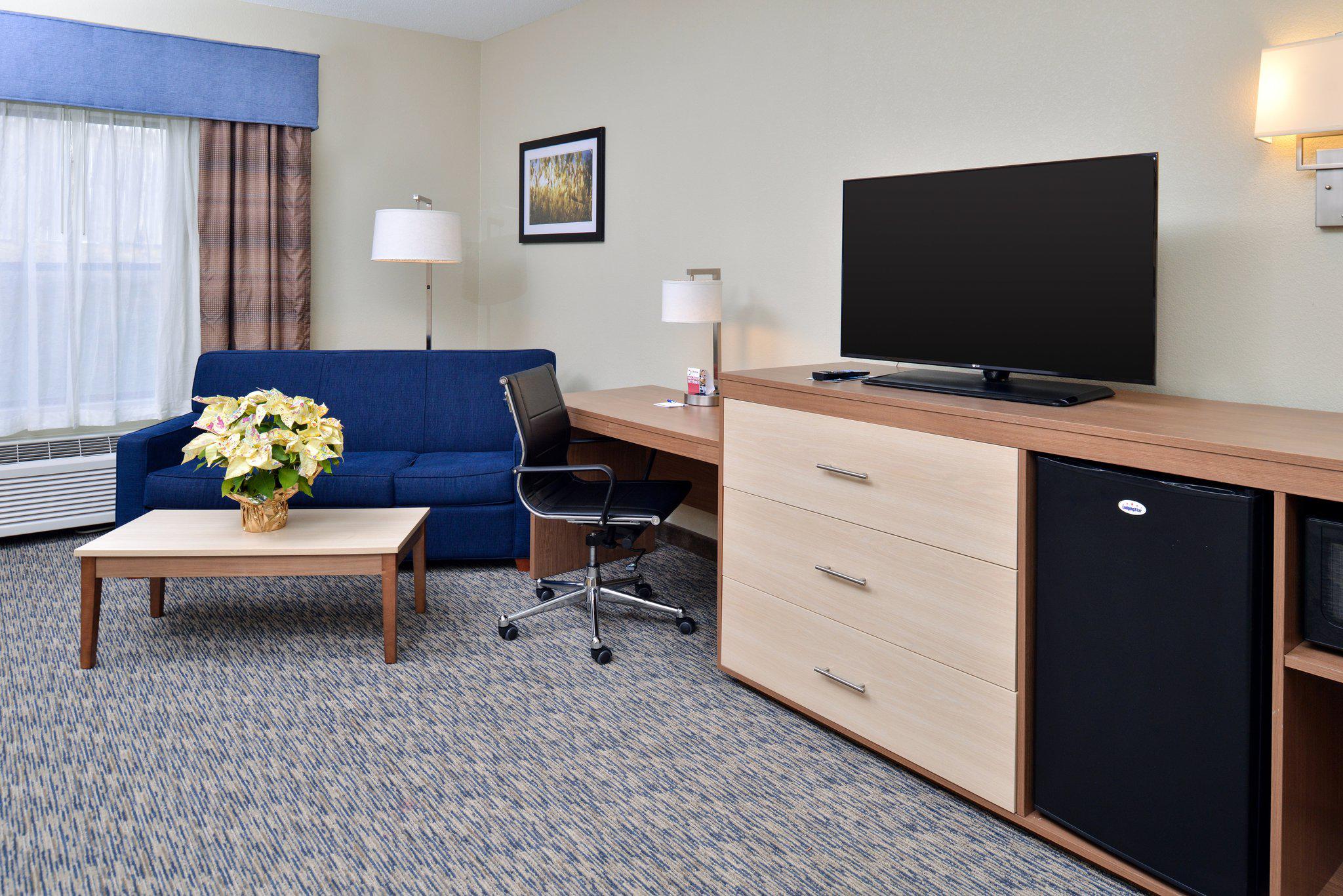 Holiday Inn Express Providence-North Attleboro Photo