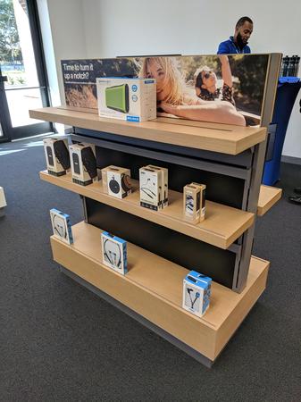Images Verizon Authorized Retailer – TCC