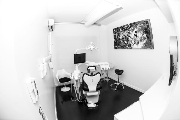 Images Studio di Odontoiatria Olistica Dr. Daniele Puzzilli