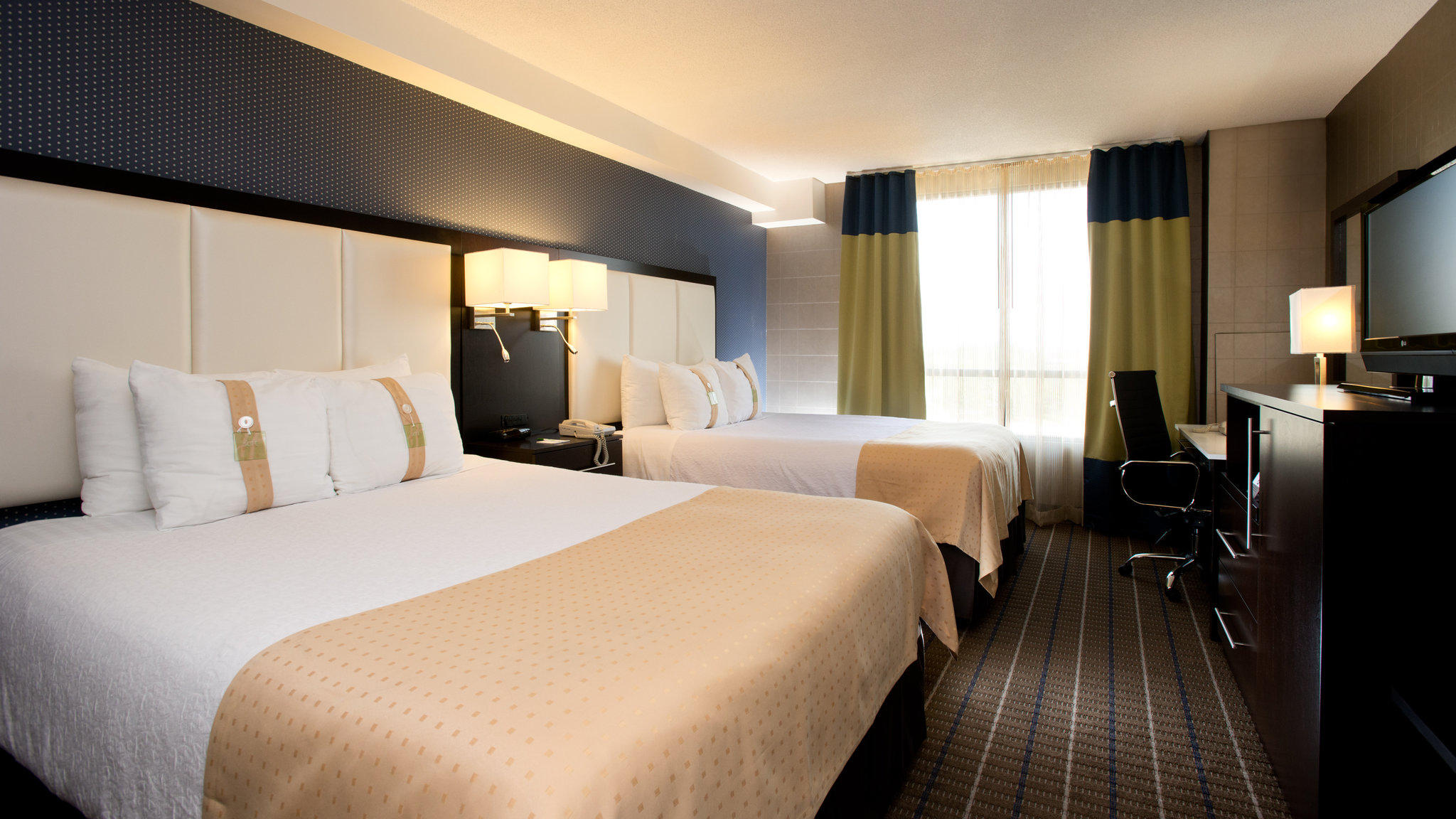 Foto de Holiday Inn & Suites Mississauga West - Meadowvale, an IHG Hotel Mississauga