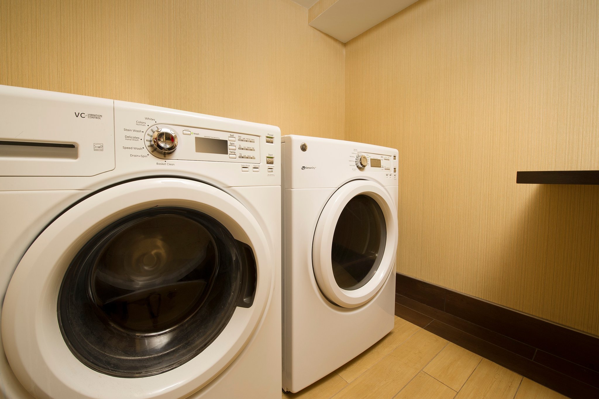 Holiday Inn Express Waldorf by IHG Image