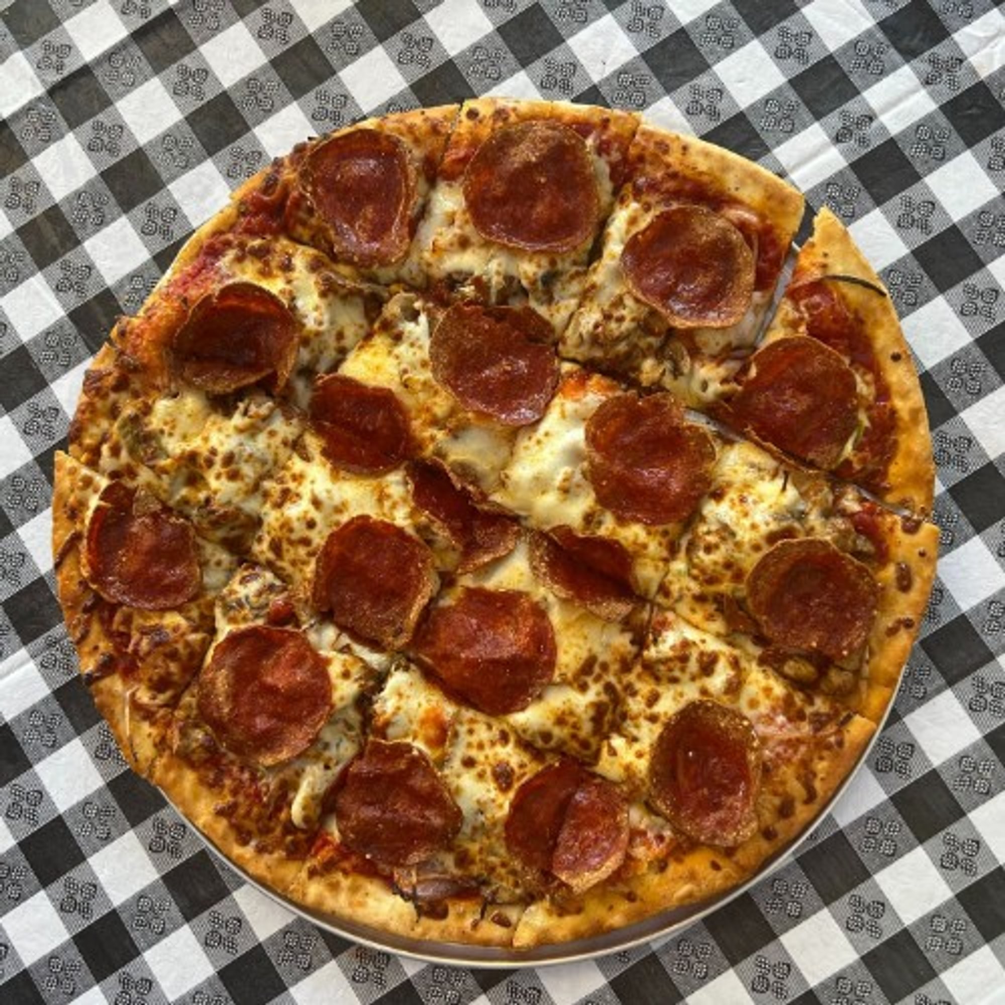 The Deluxe Pizza | 14"