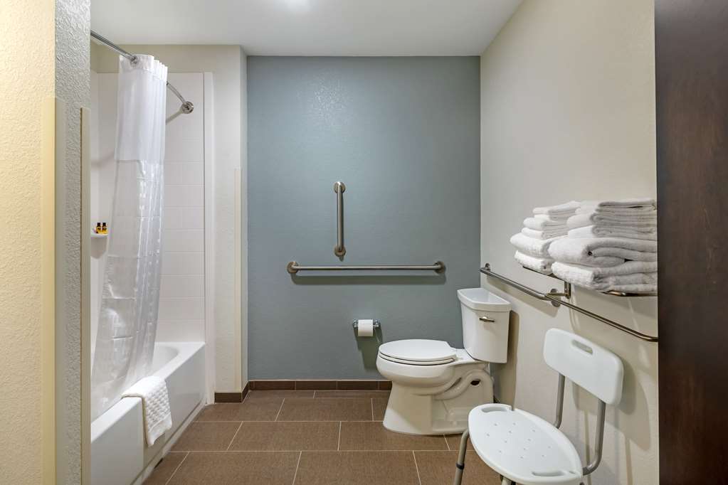 Best Western Plus Bluffton / Hilton Head Hotel Image