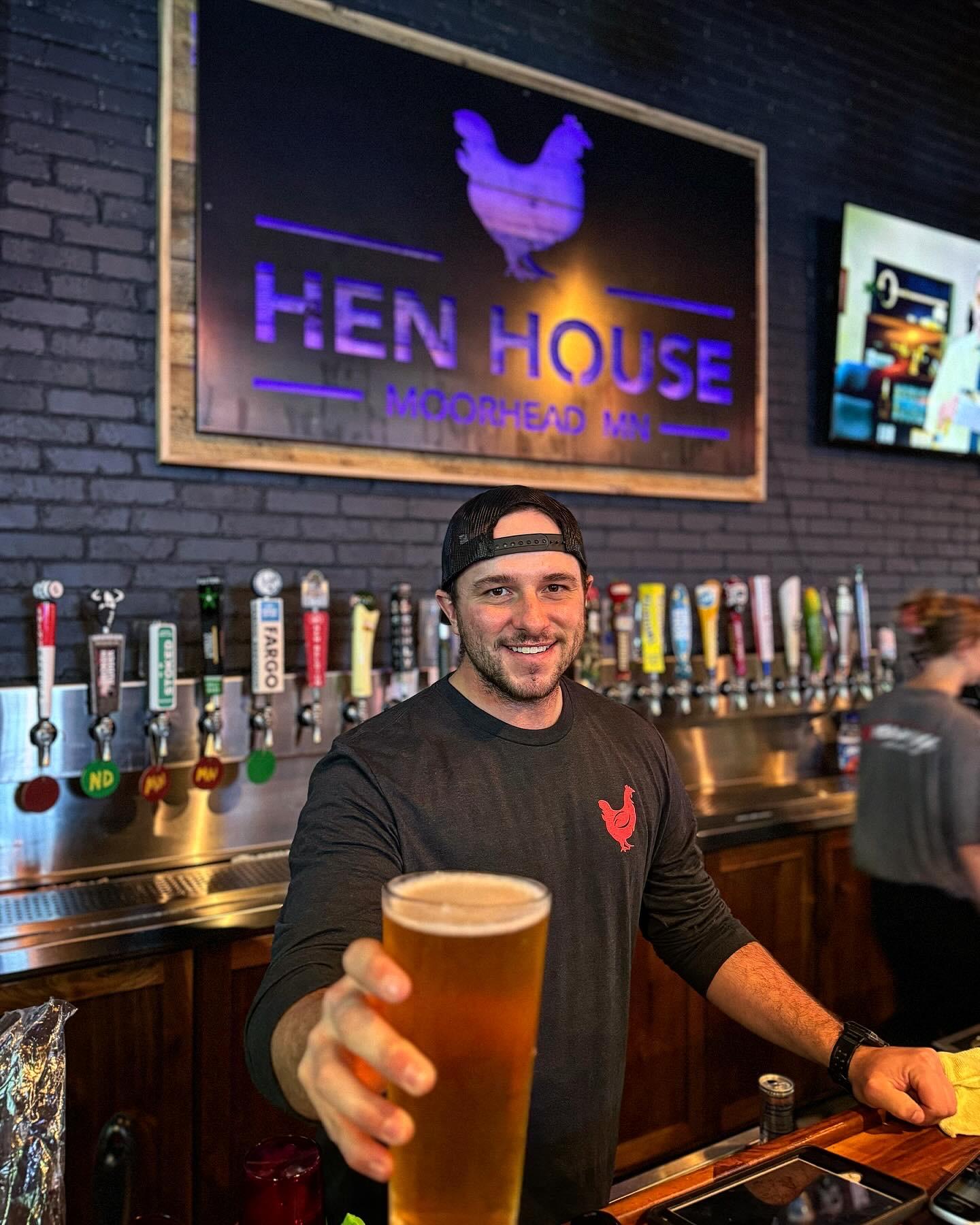 Hen House Bar & Restaurant Image