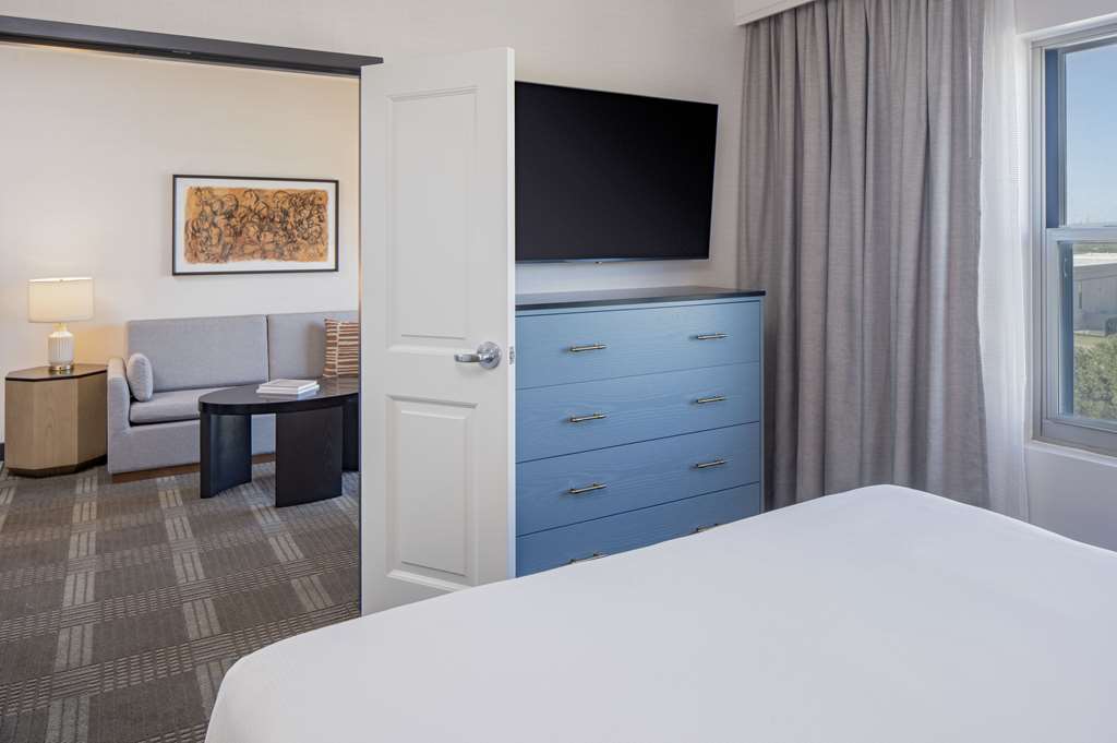 Hilton San Antonio Hill Country Image