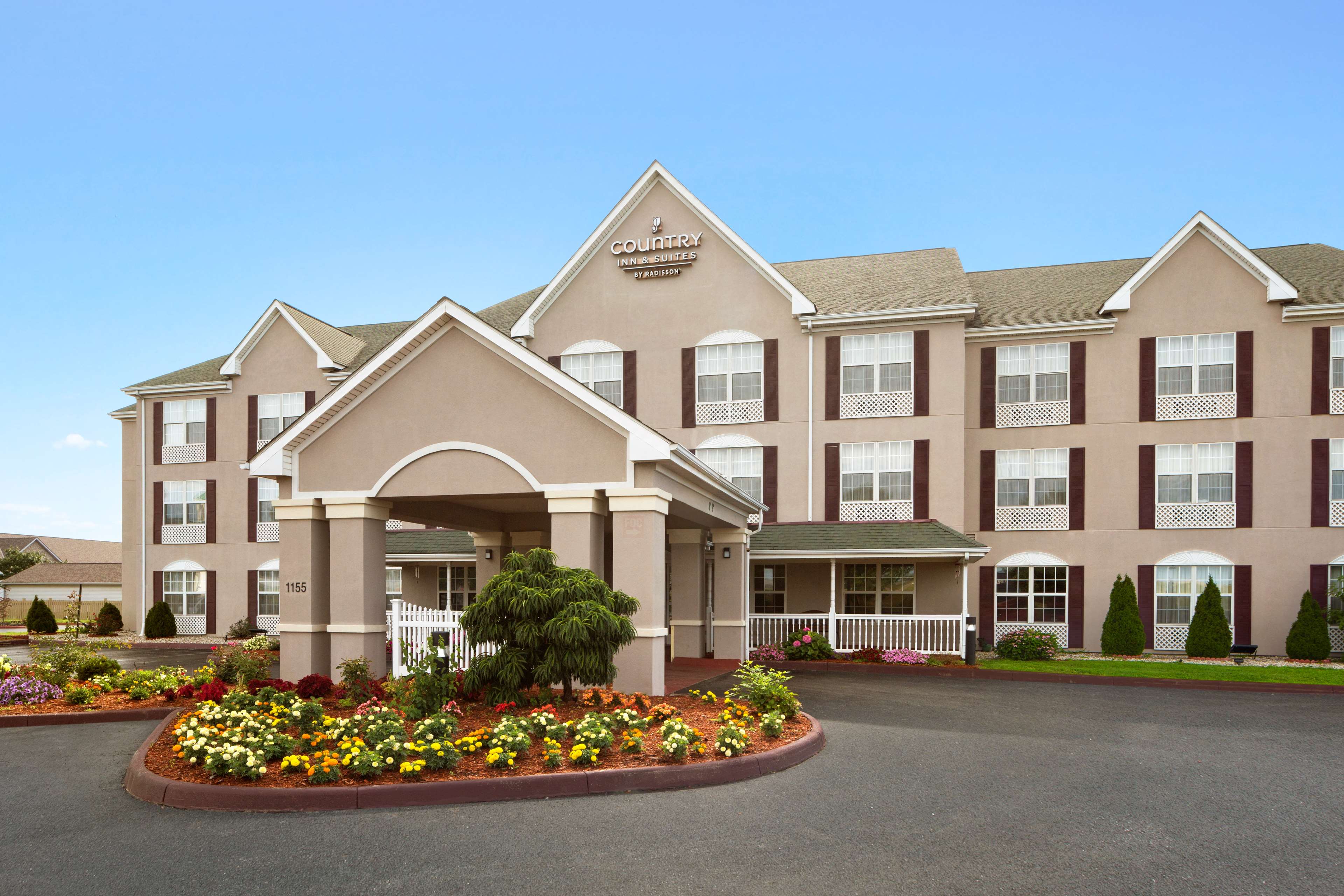 Country Inn & Suites by Radisson, Columbus West, OH Photo