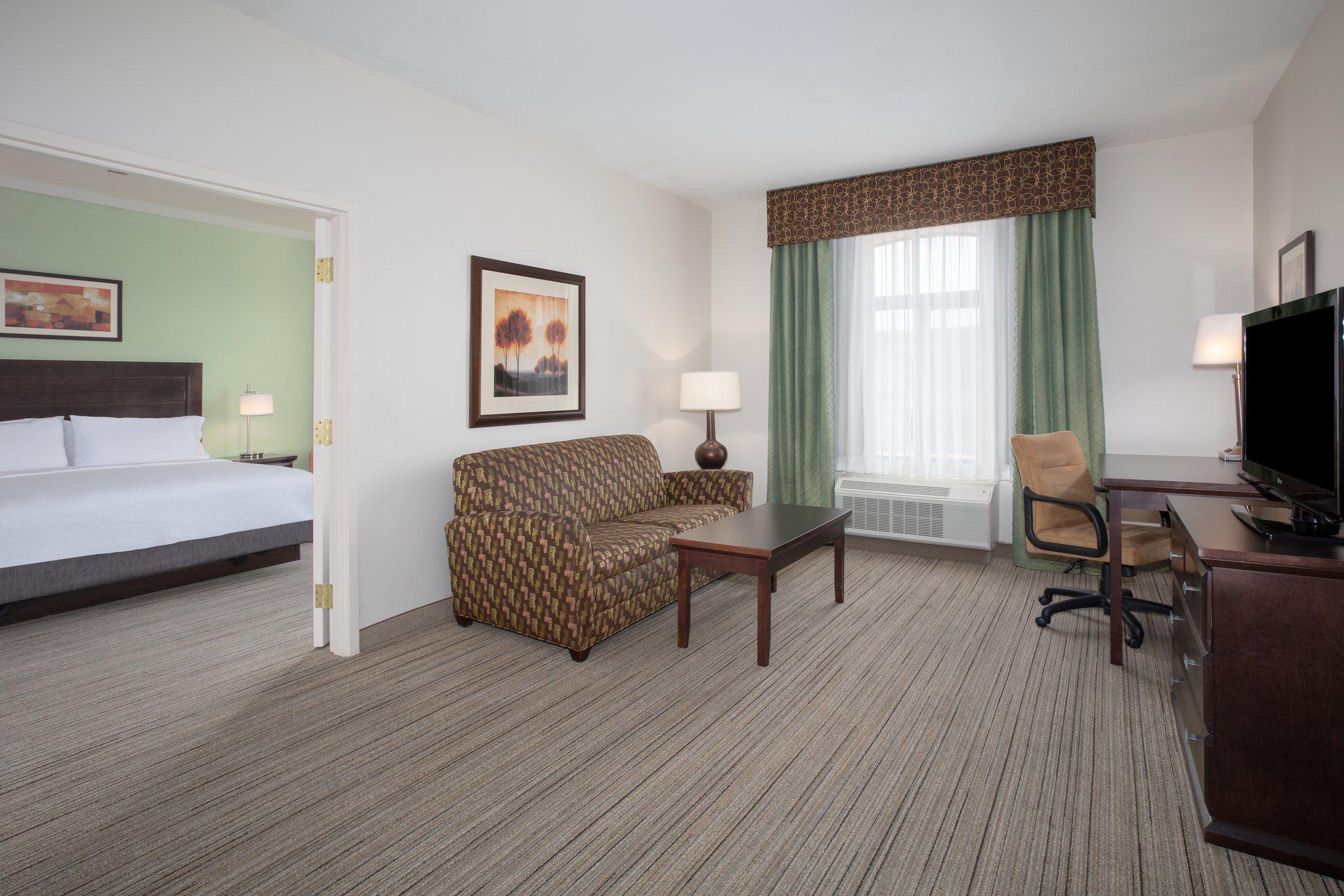 Holiday Inn Express & Suites Oro Valley-Tucson North by IHG Image