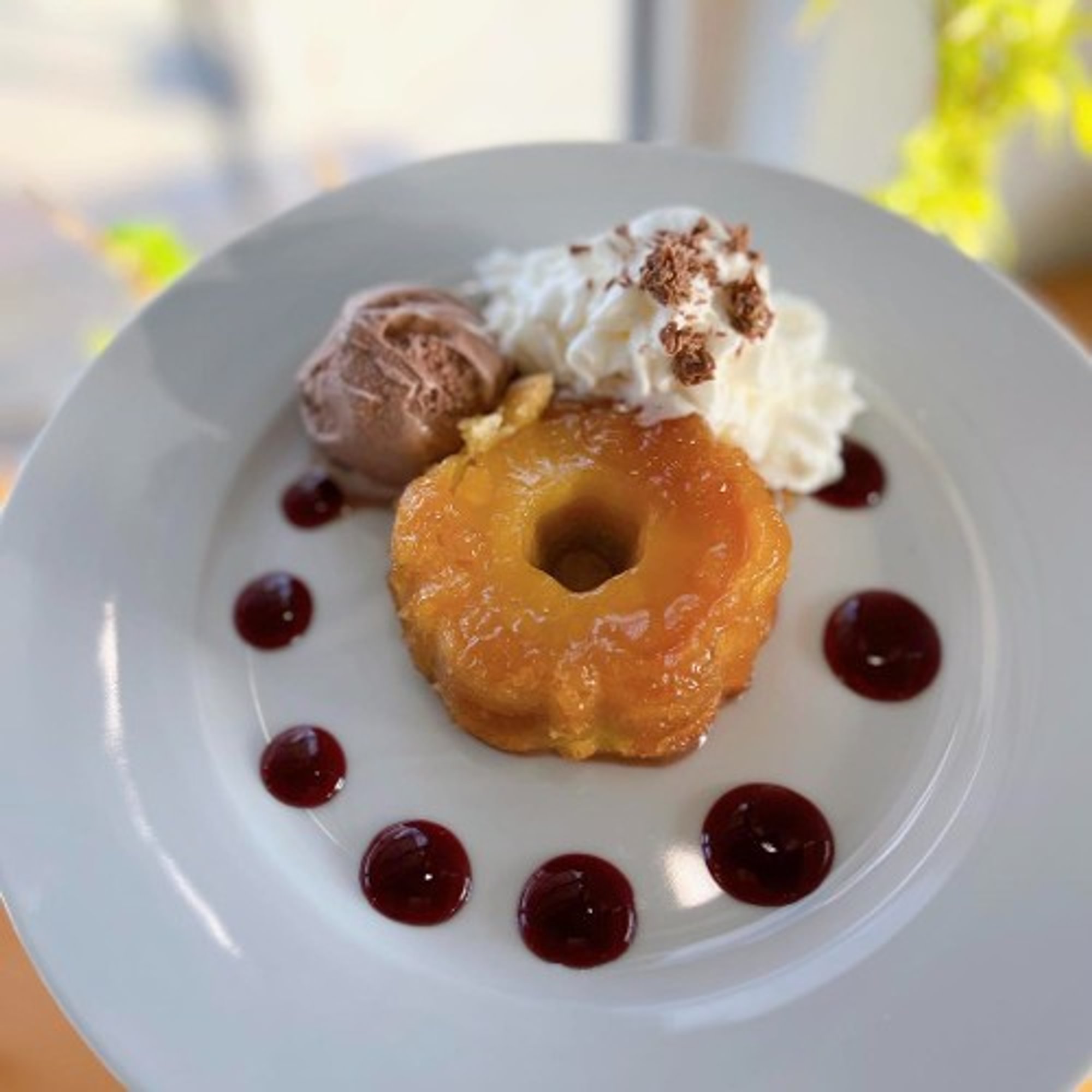Pineapple Upside DN Cake