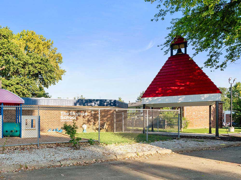 Skyrise School on Whitcomb Ave Image