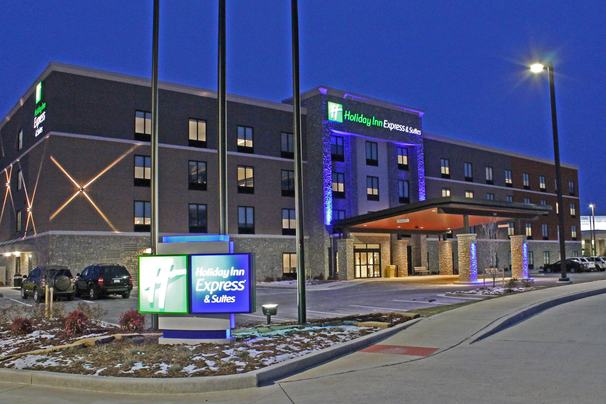 Holiday Inn Express & Suites St. Louis South - I-55 Photo