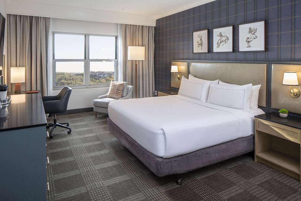 Hilton San Antonio Hill Country Image