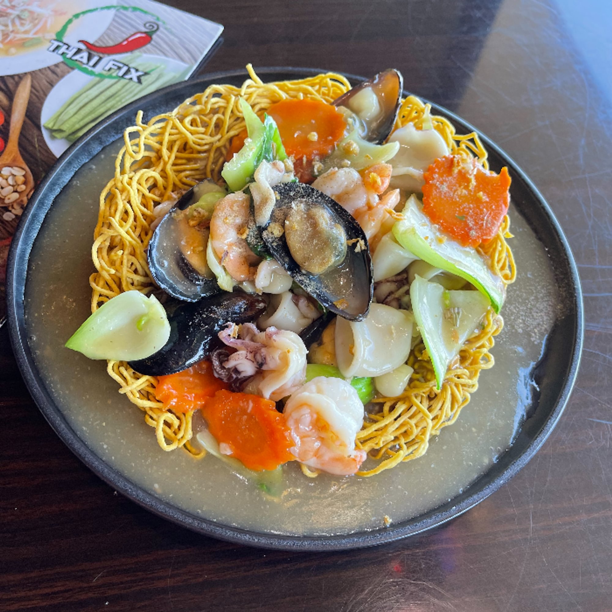Crispy Noodles with Gravy Sauce