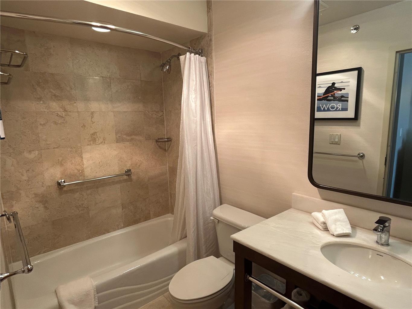 Best Western Premier Plainview-Long Island Hotel Image