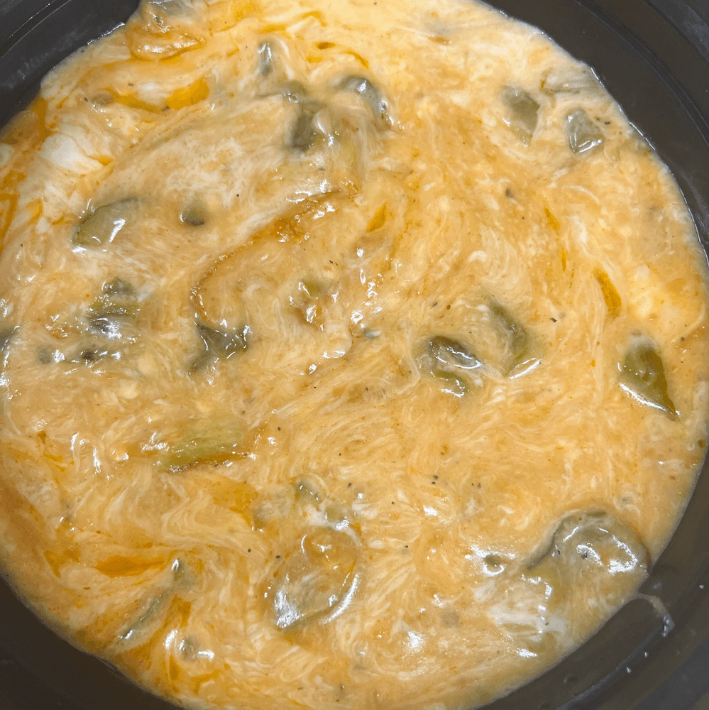 Chile Con Queso and Chips