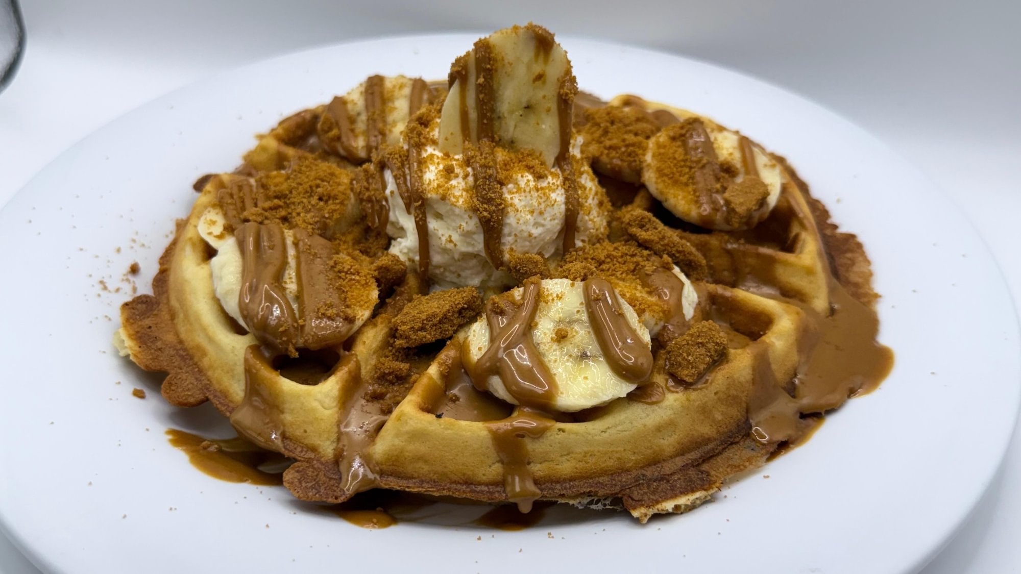 Banana Biscoff Waffle