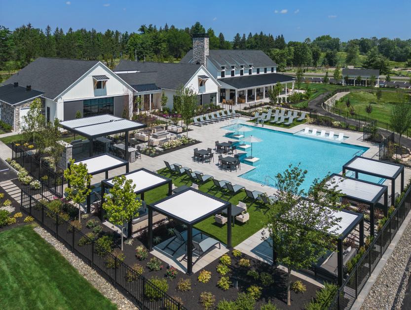 Clubhouse with resort-style amenities in your backyard