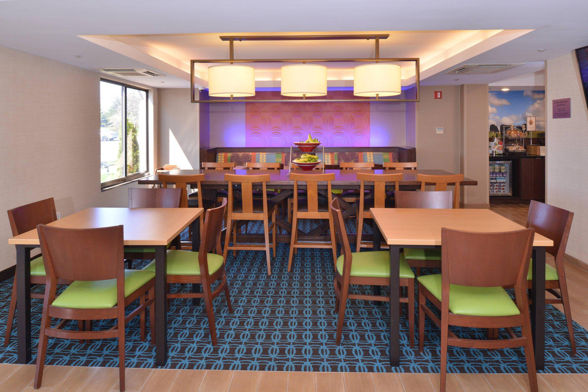 Fairfield Inn by Marriott Rochester Henrietta/University Area Photo