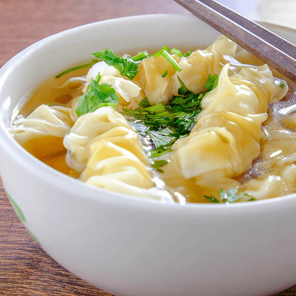Roast Pork & Shrimp Dumplings Noodle Soup