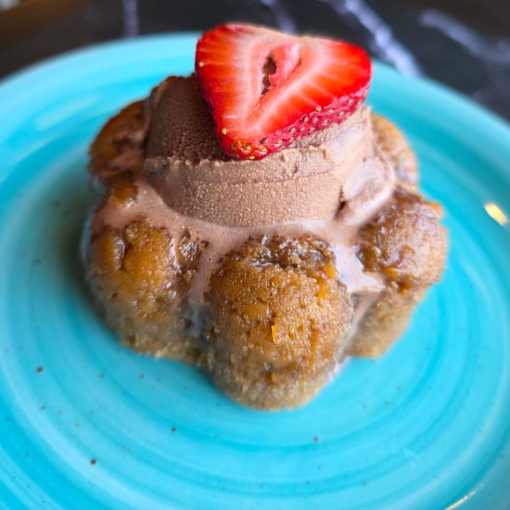Cinnamon Churro Cake