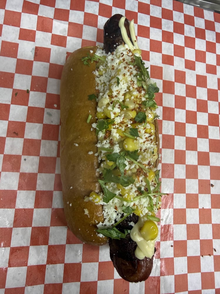 Elote Dog (Perro Caliente con elote)