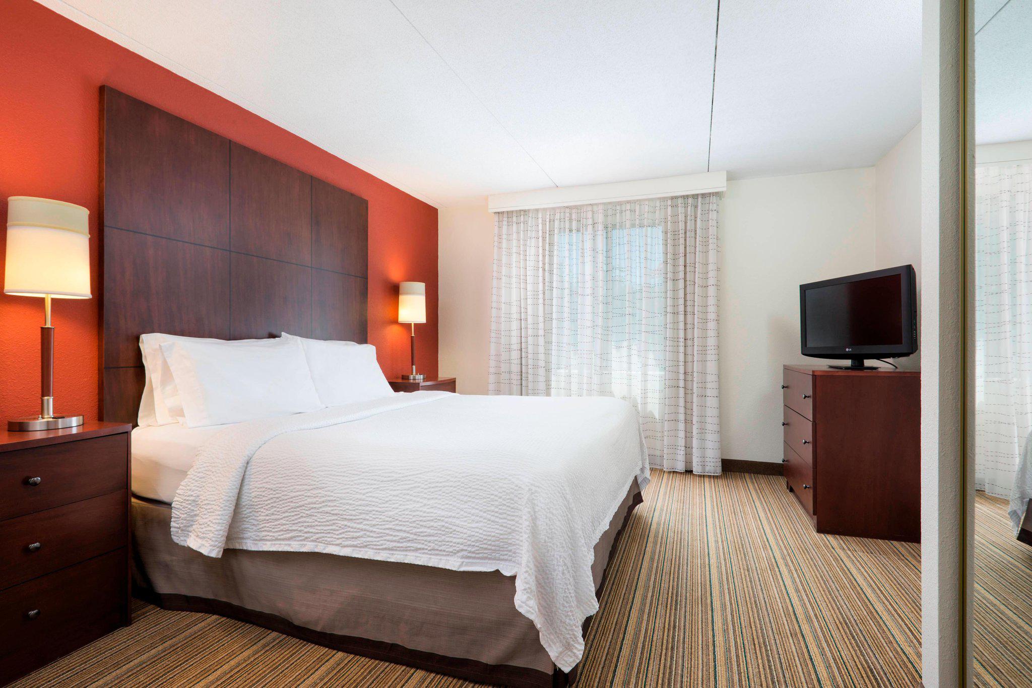 Residence Inn by Marriott Minneapolis Edina Photo