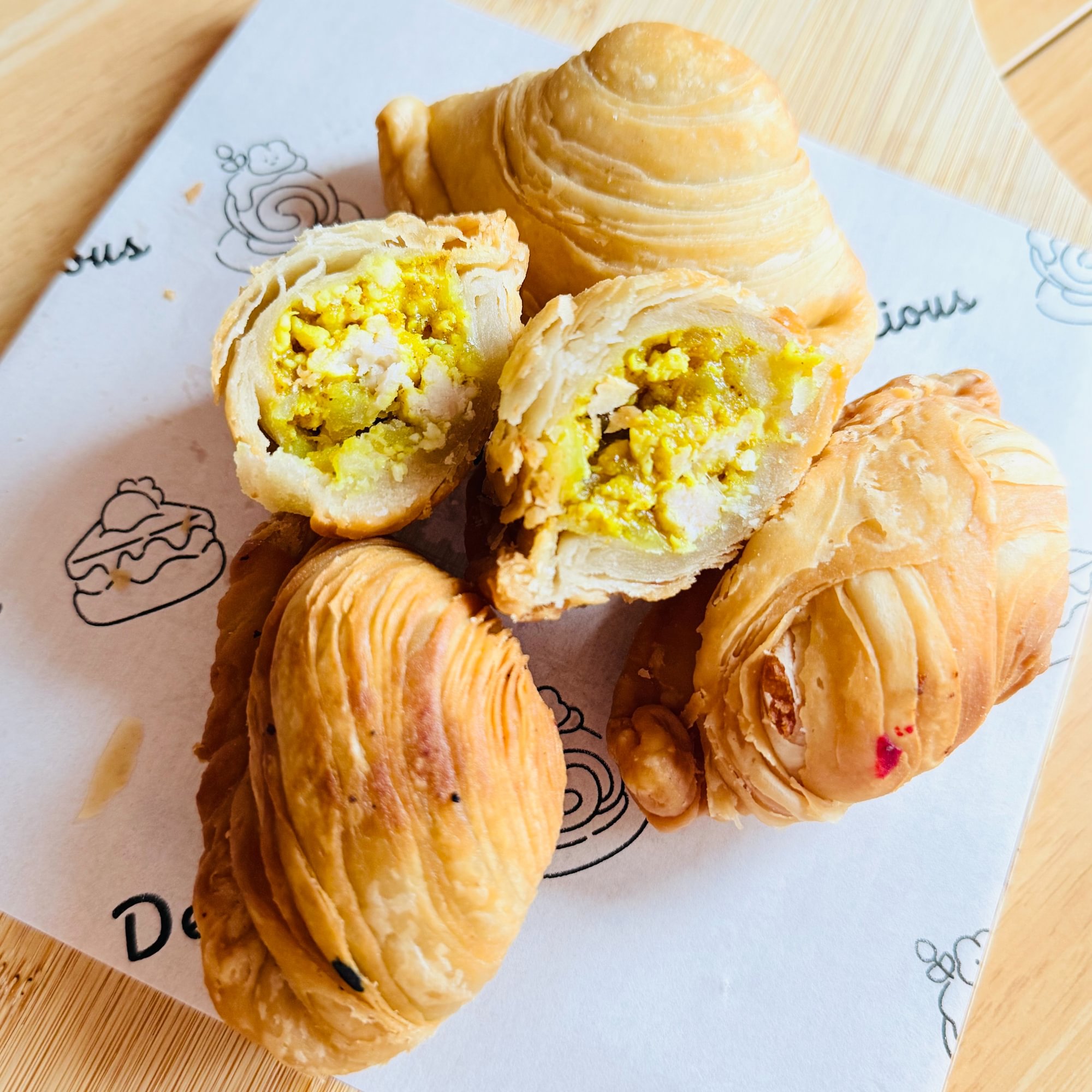 Chicken Curry Puffs