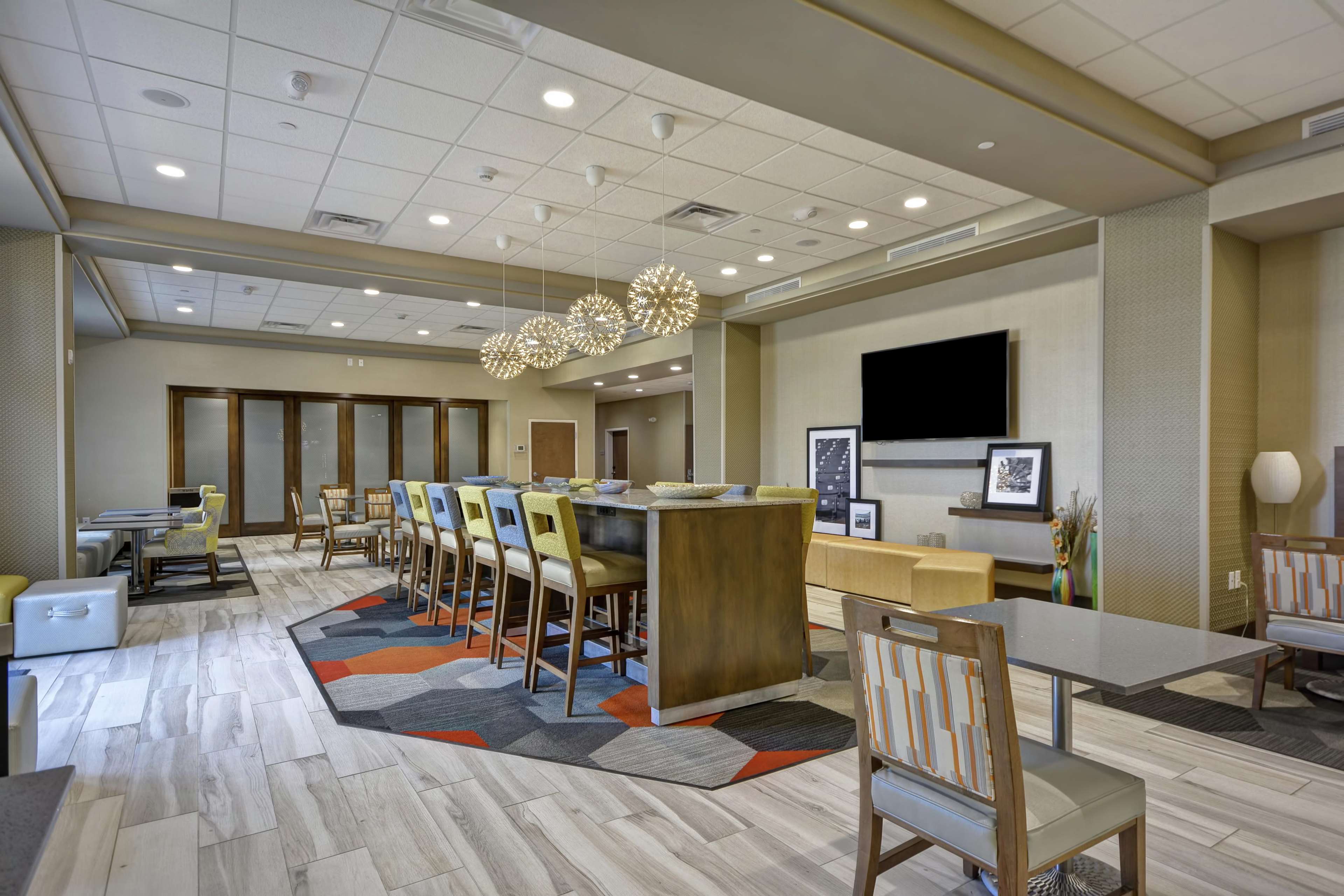 Hampton Inn Cincinnati/Blue Ash Photo